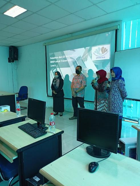 Pembukaan Pelatihan dan Uji Kompetensi BNSP untuk Trainer KKNI Level 3
